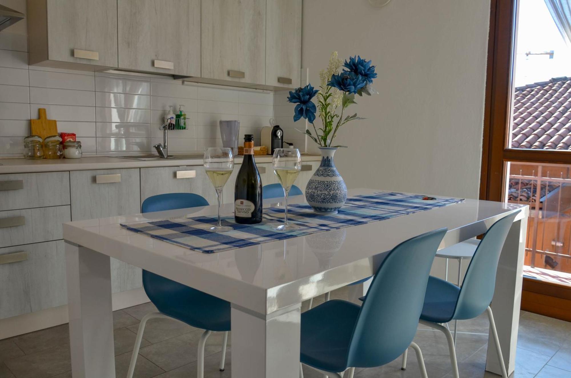 Blue Lagoon Home Sulzano Bagian luar foto